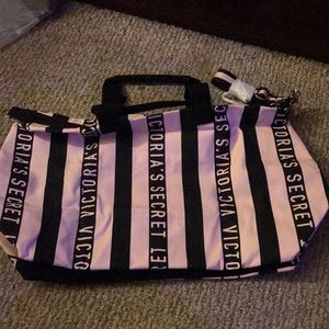 Vs pink and black duffle